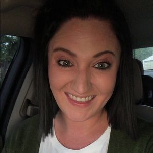 Meet your Posher, Mandie